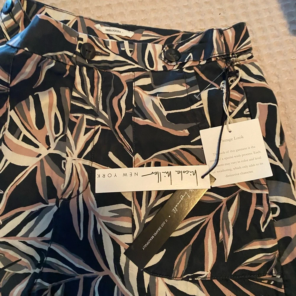 Nicole Miller New York Leaf Print Pants - Picture 2 of 14